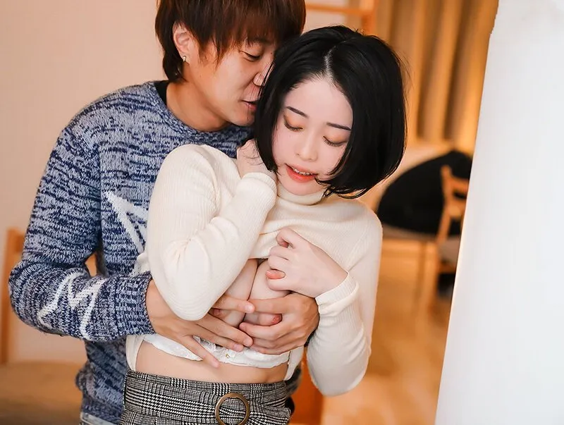Anh xã say xỉn, bà xã cắm sừng bét nhè với bạn học sau bữa tiệc họp lớp tại nhà